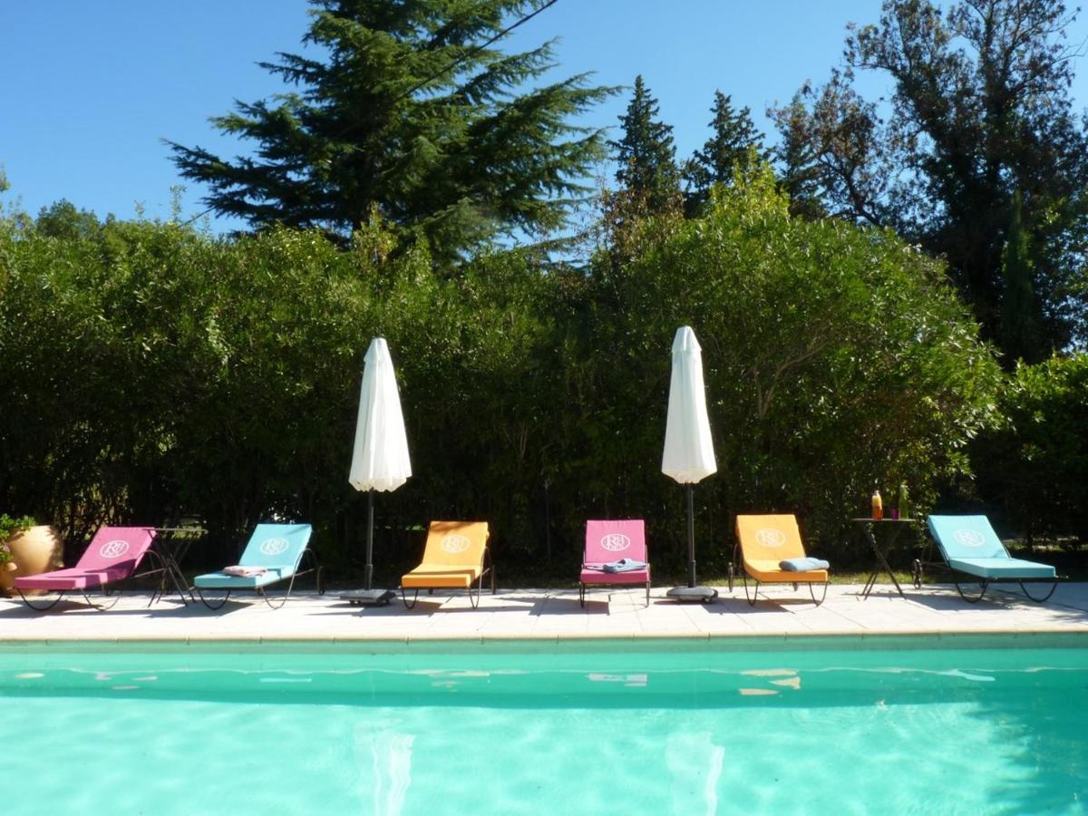 Domaine De Rhodes B&B Авиньон Экстерьер фото