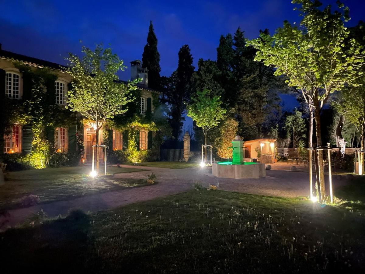 Domaine De Rhodes B&B Авиньон Экстерьер фото