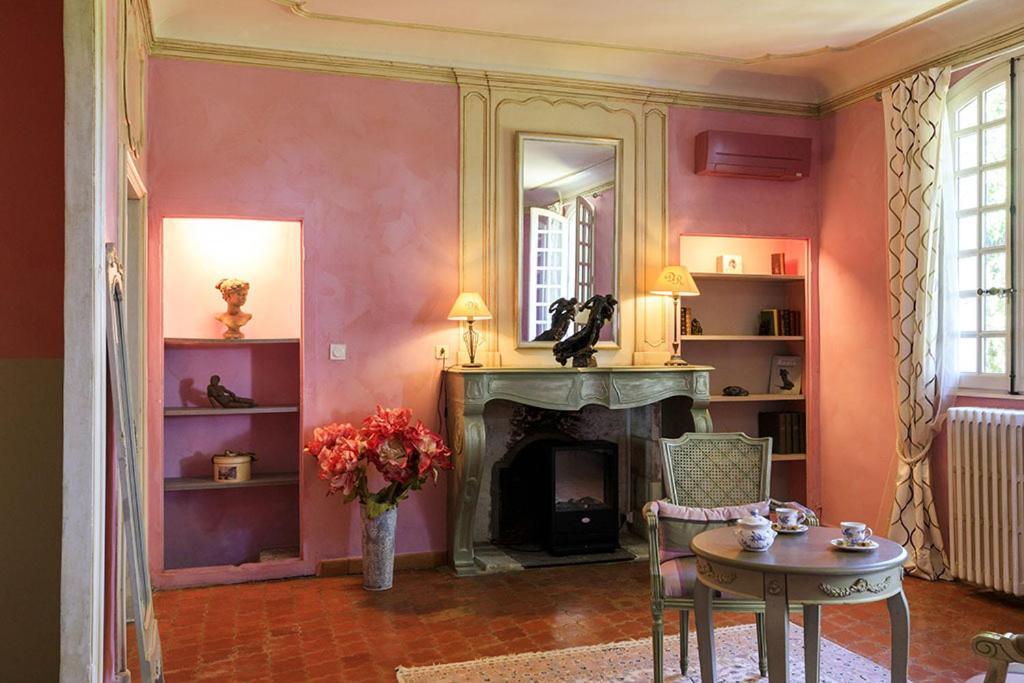 Domaine De Rhodes B&B Авиньон Номер фото